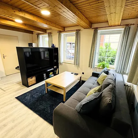 Lucas Im Haus Harzglueck